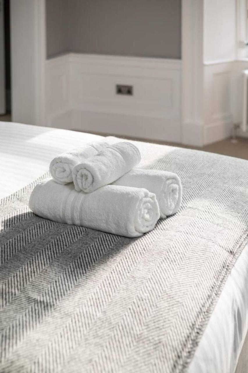 Joivy Spacious And Bright 1Bed Apt, Short Walk From Princes Street Edinburgh Ngoại thất bức ảnh